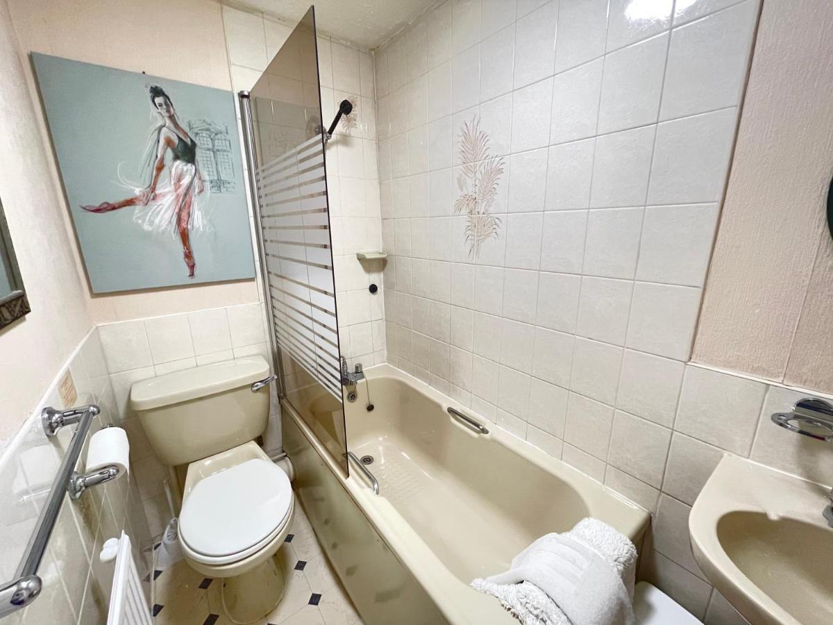 White Court Llandudno Bed & Breakfast Luaran gambar