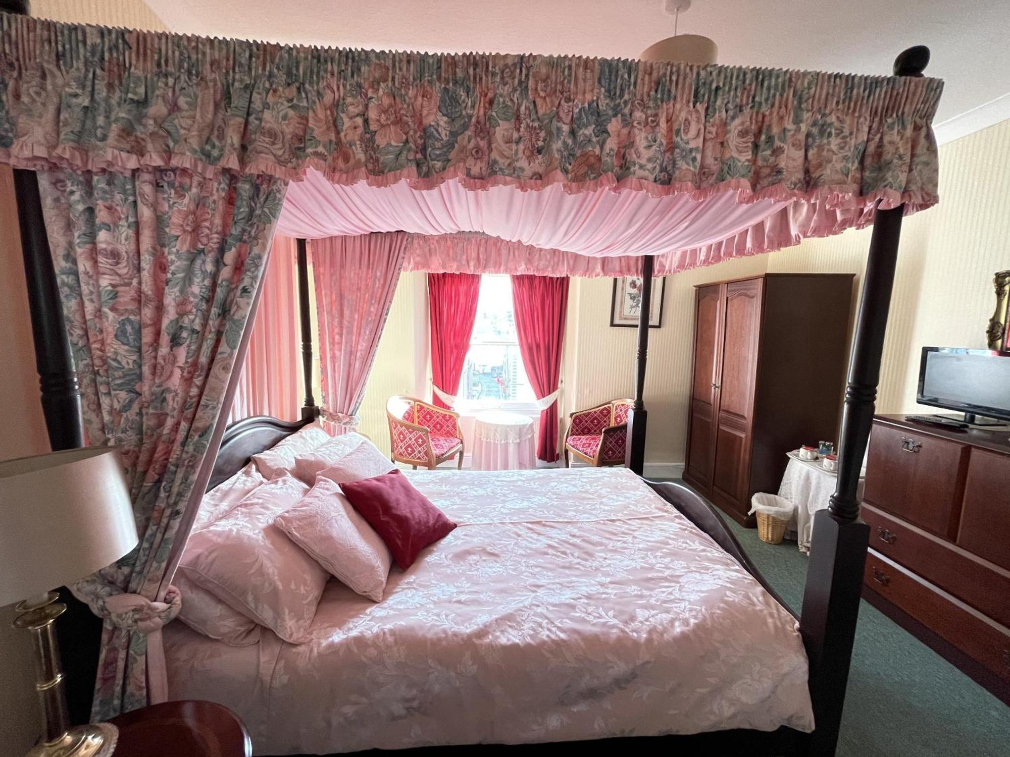 White Court Llandudno Bed & Breakfast Luaran gambar