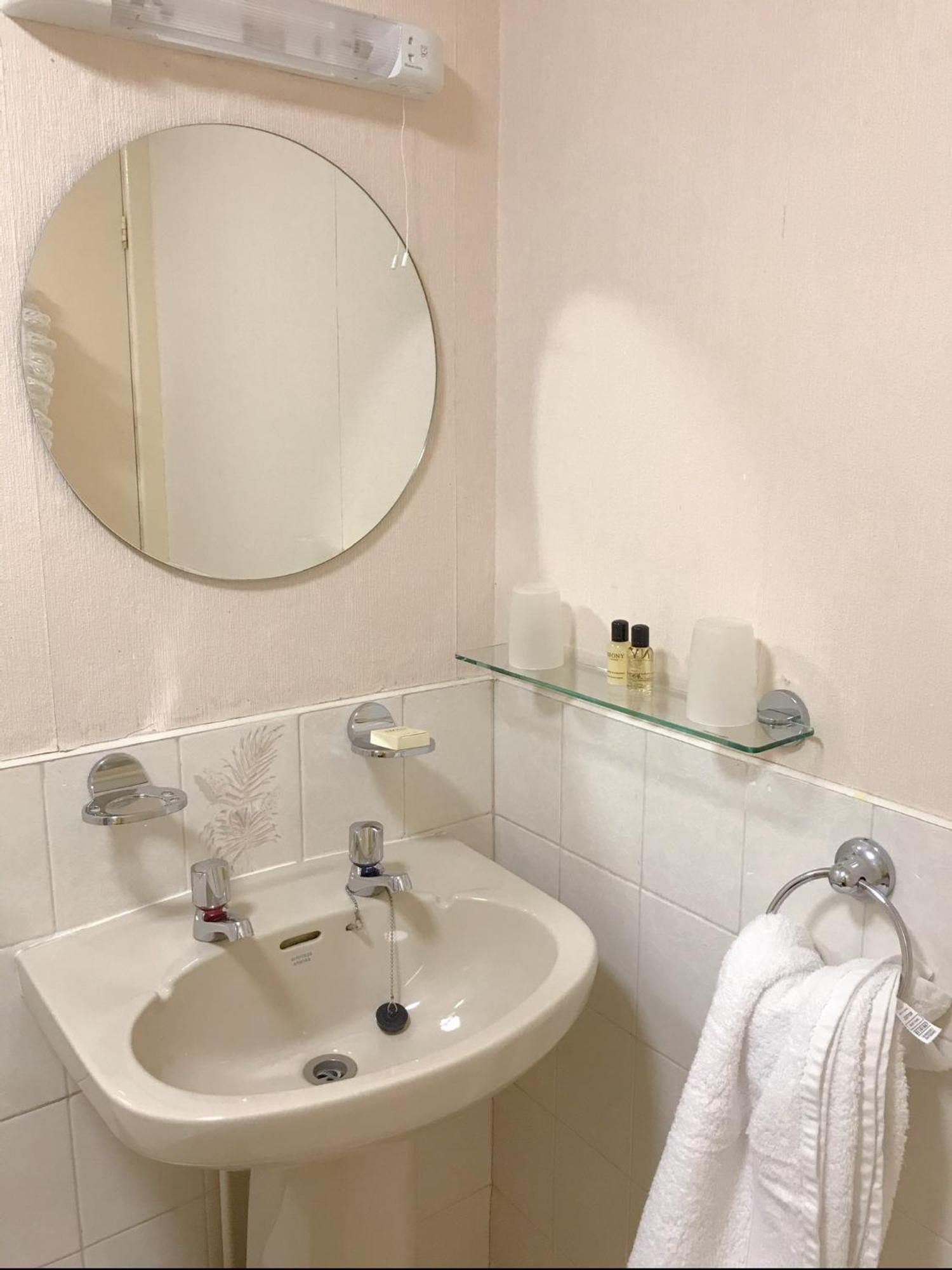 White Court Llandudno Bed & Breakfast Bilik gambar